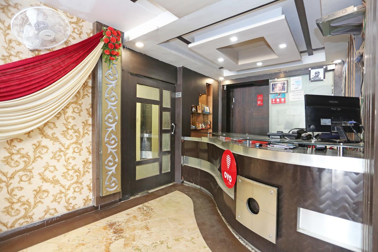 Oyo 11596 Sanjay Guest House 坎普尔 外观 照片